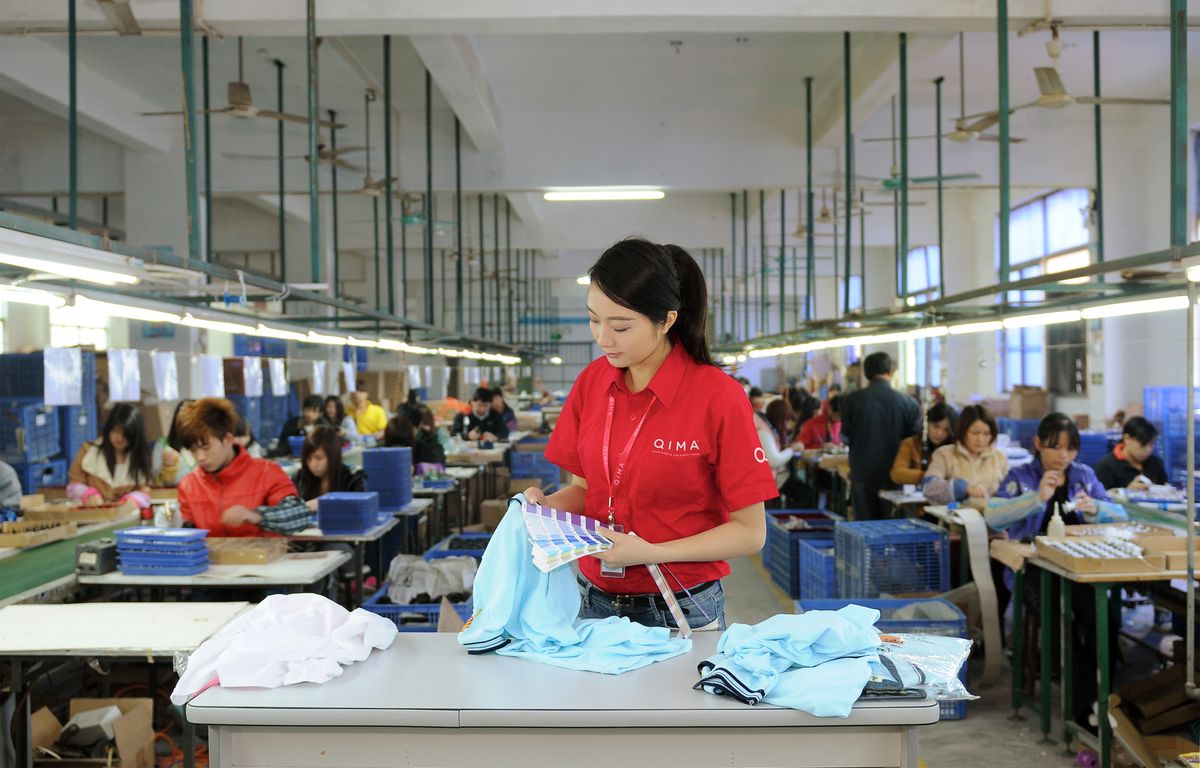 Lista de control de calidad de prendas para inspecciones textiles y de confección