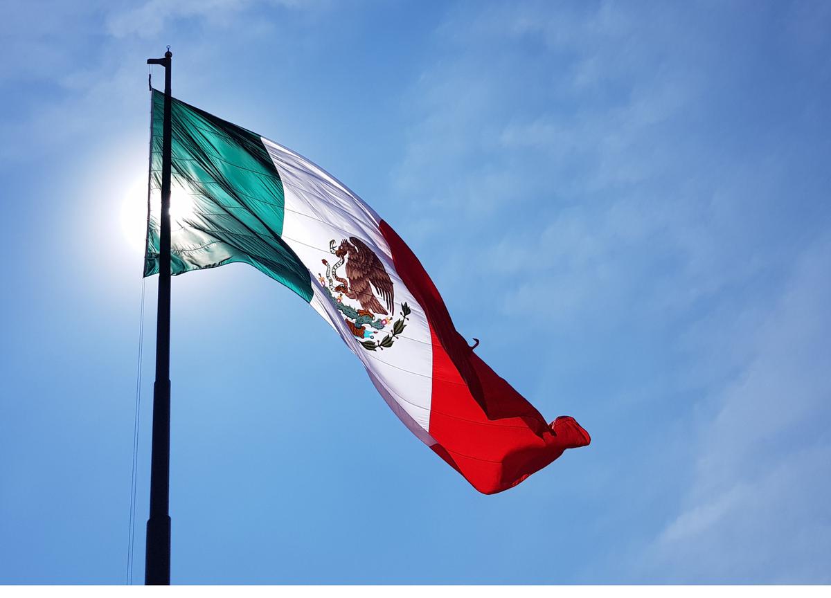 Crecimiento del Nearshoring en México: México supera a China como principal socio comercial de EE.UU
