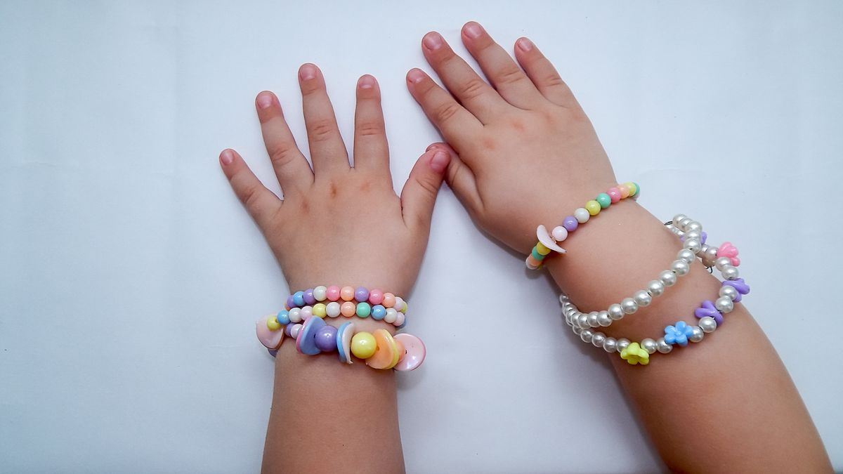 Una guía de las regulaciones CPSIA para joyería infantil
