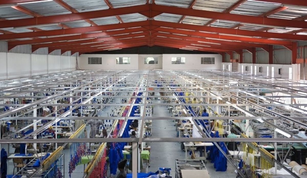 Los beneficios de la diversificación de la cadena de suministro: una guía para los fabricantes mexicanos